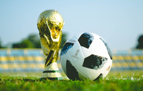 世界杯比分中心-英格兰双前锋战术革新世界杯打法